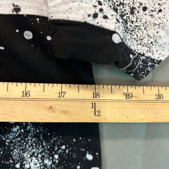 Phat Farm T-Shirt Men’s Size Small Black White Paint Splatter Graphic Tee Pocket - Picture 7 of 7